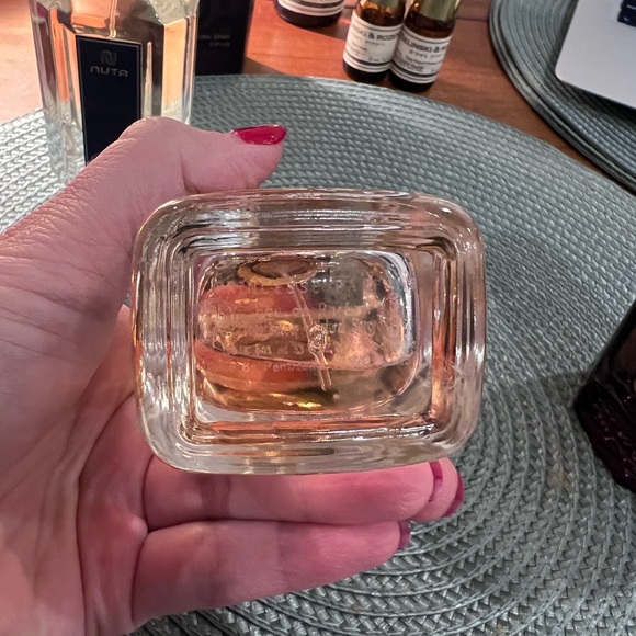 Arab fragrances 4 bottles - Montmartre and Asser Perfume Set - Picture 5 of 15